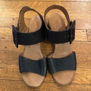 Black all leather, super cute, comfortable, buckle closure, sandals!